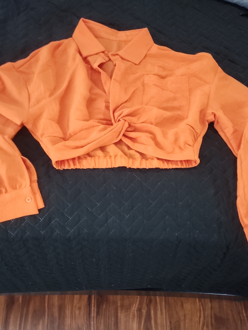 Twist-Front Cropped Button-Up Top in Orange